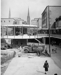  lower precinct south & cafe